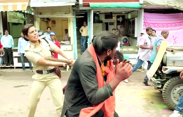 /media/k2/galleries/50922/Jai-Gangaajal-Movie-Stills-07