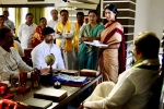 Lakshmi's NTR latest, Ram Gopal Varma, lakshmi s ntr trailer is here, Chandra babu naidu