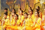 US children recite Gita, Ganapathy Sachchidananda swami, us children recite 700 gita slokas, Avadhoota datta peetham