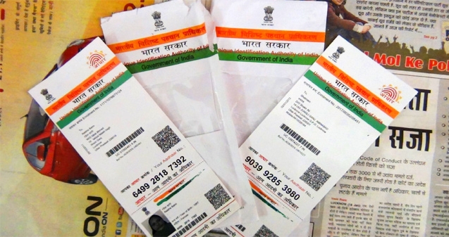 Aadhar should not be made Compulsory-SC},{Aadhar should not be made Compulsory-SC