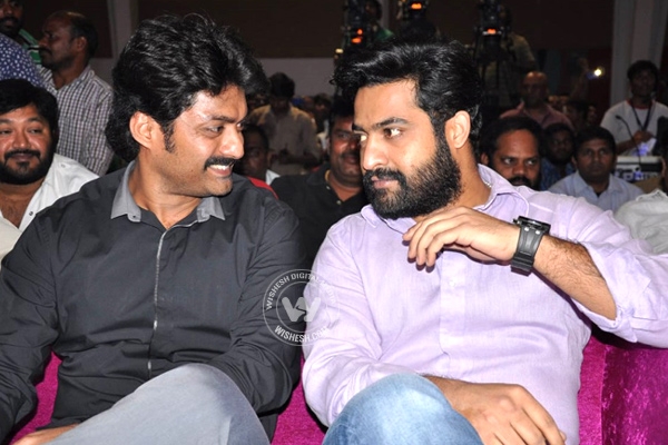 NTR to join Hands with Kalyanram},{NTR to join Hands with Kalyanram