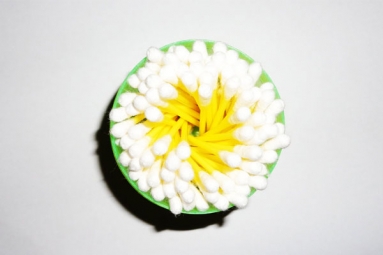 Reasons Why You Shouldn’t Clean Your Ears With Cotton Swab Reasons Why You Shouldn’t Clean Your Ears With Cotton Swab