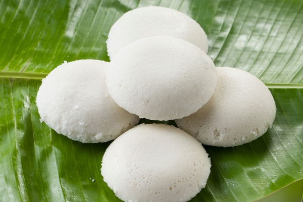 How to make Soft Idlis using an Air Fryer?